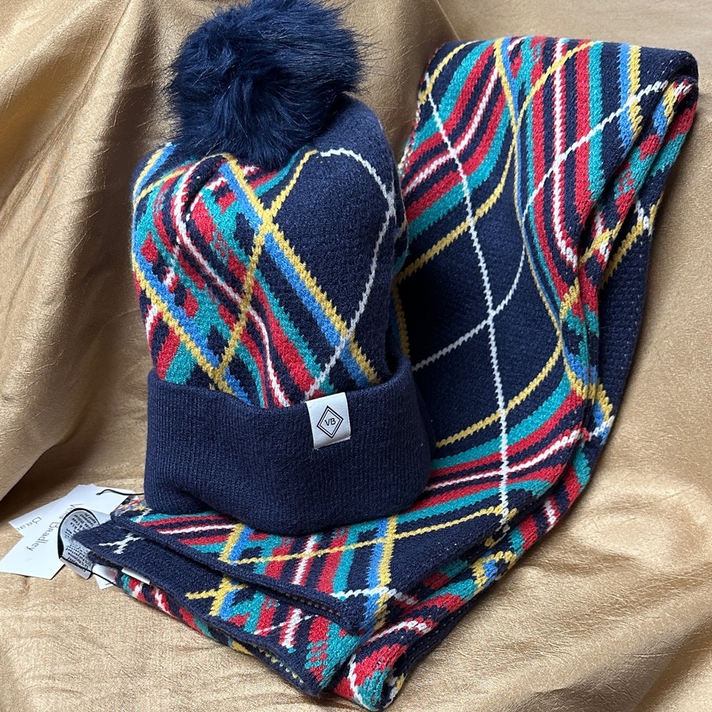 Vera Bradley Tartan Plaid Knit Hat and Scarf set - new with tags